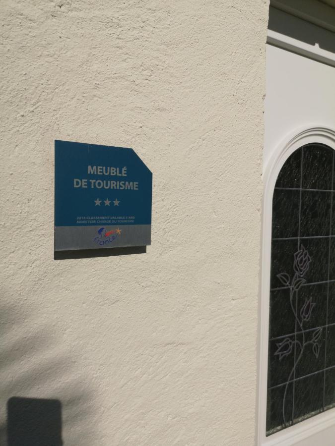 Gite Pause Au Jardin Piscine Chauffee Saint-Branchs Luaran gambar